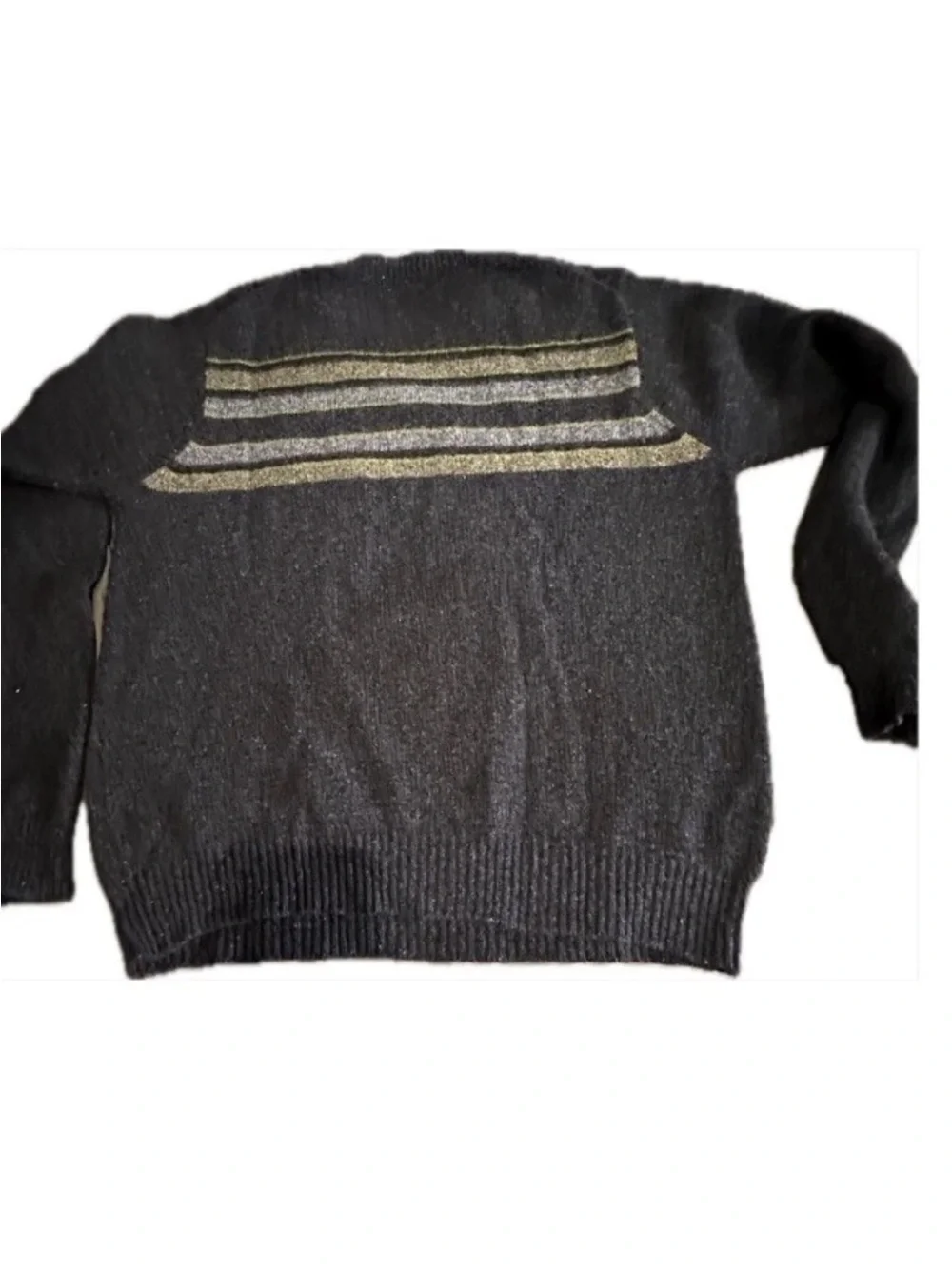 Geoffrey Beene Crewneck Sweater with Gold and Gray Stripes 100% lambs wool